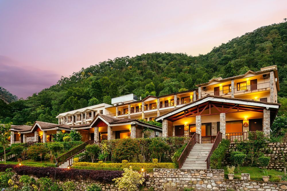 Hotel Sterling Corbett Garjia Exterior foto